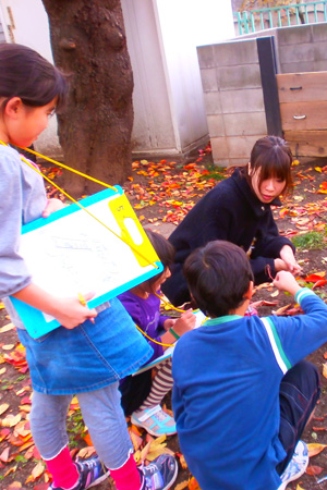 季節の自然で遊ぼう授業風景